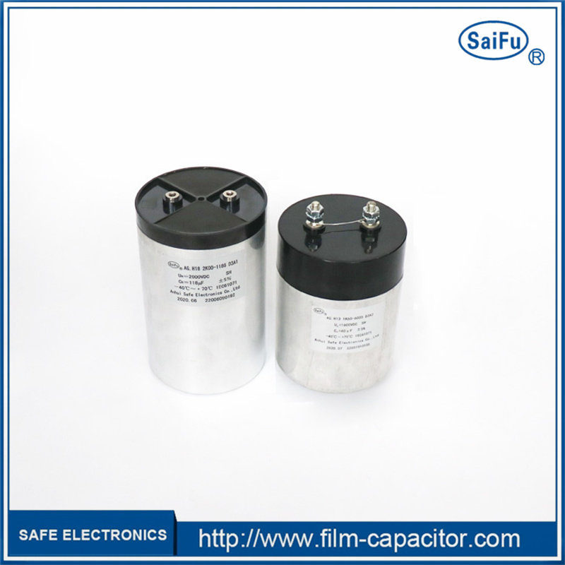 Film capacitors in photovoltaic inverters