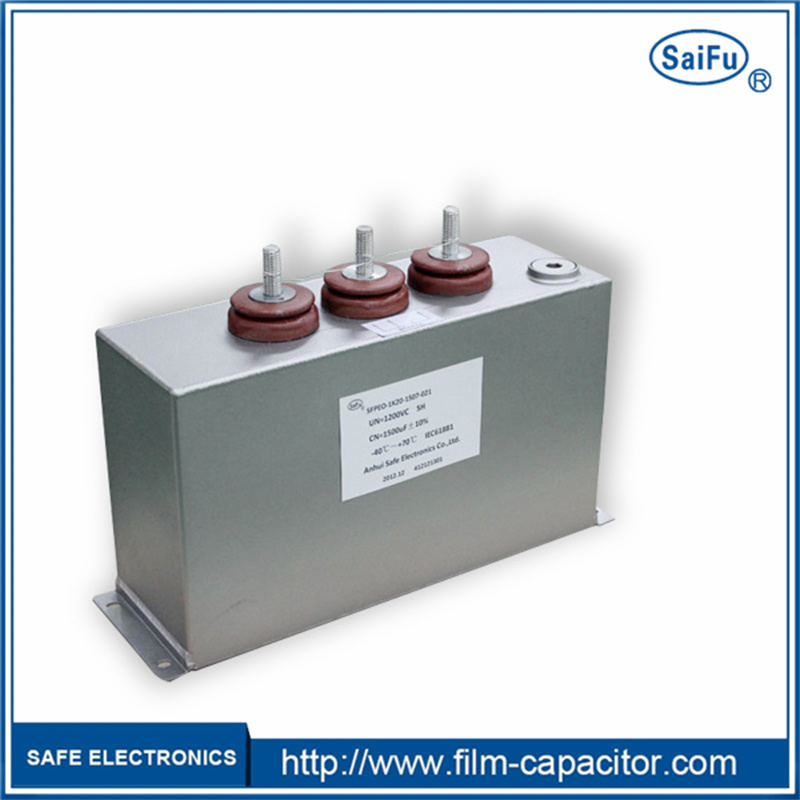 A Closer Look at DC Filter Capacitors in Electric Vehicles