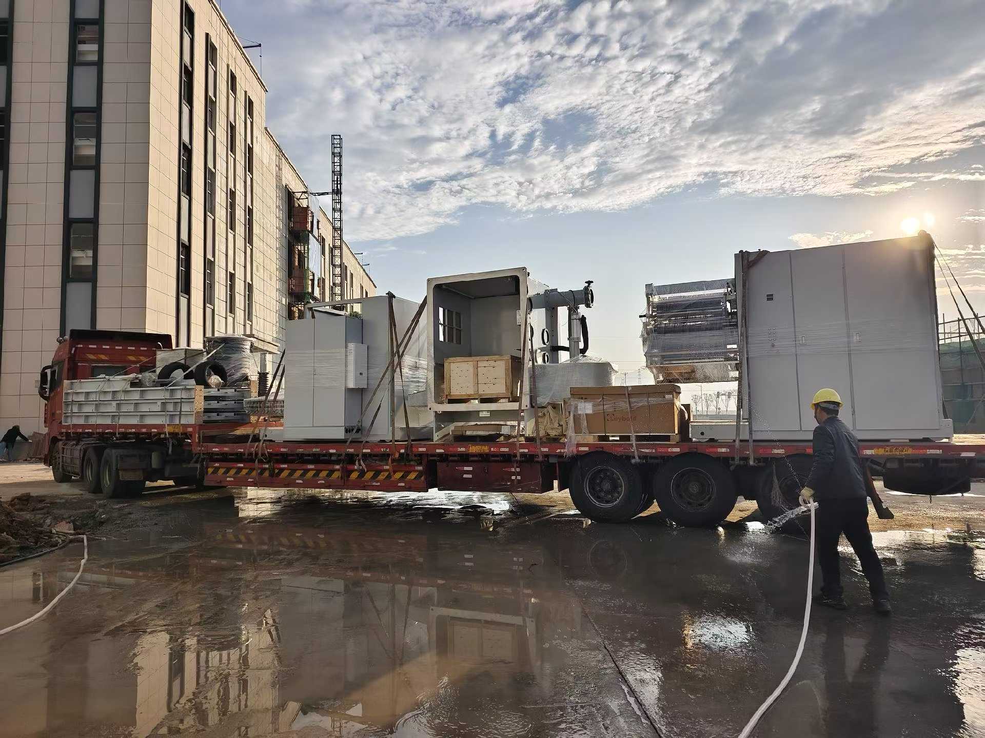 The 18th Coating Machine Arrives at New Plant