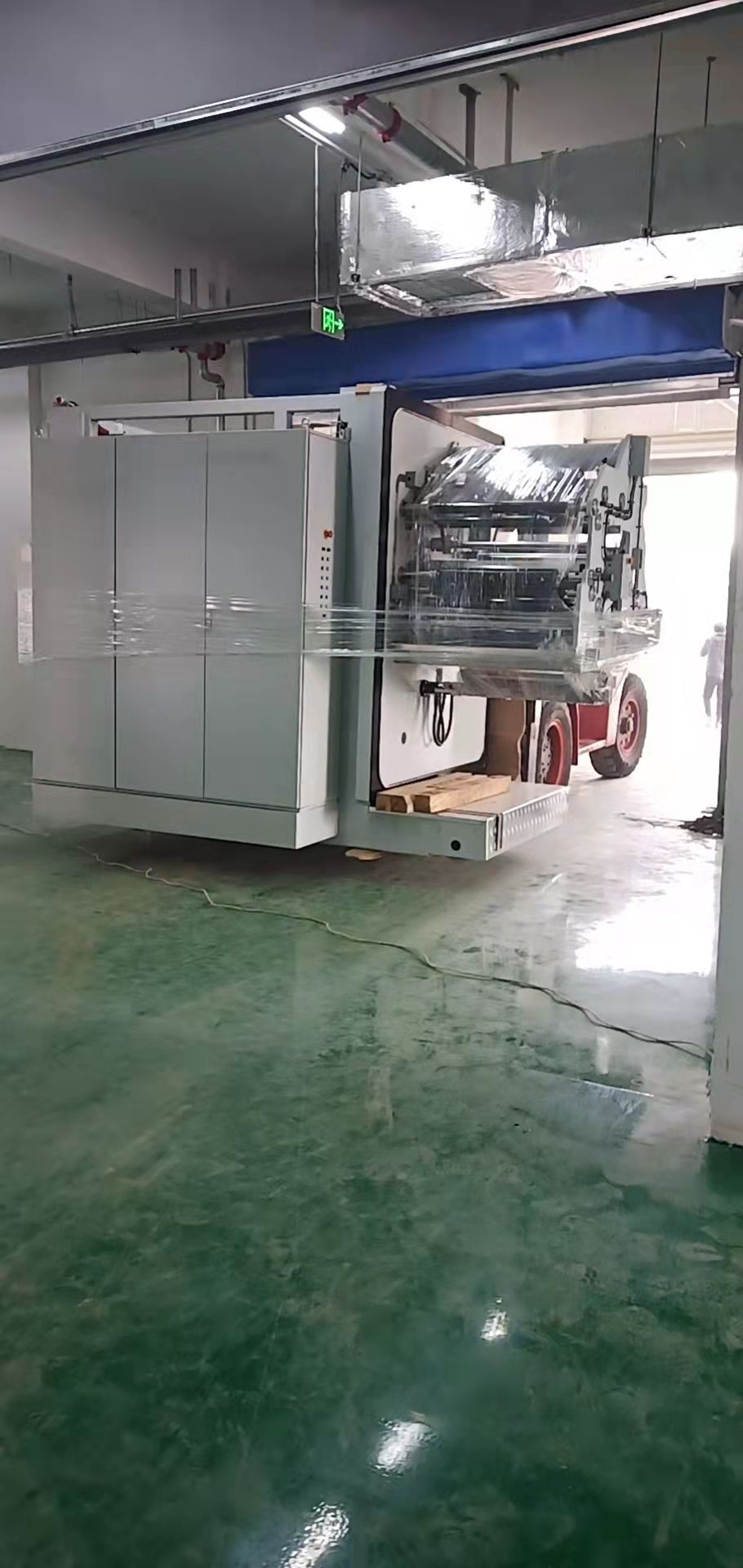 high-vacuum coating machines4