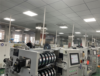 Photoeletric correction slitter