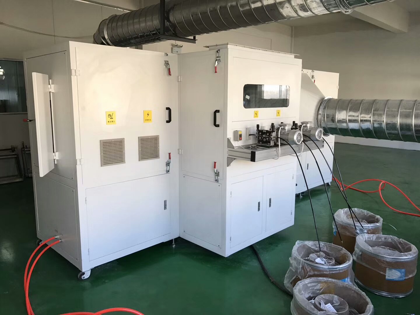 Metal spraying machine.jpg